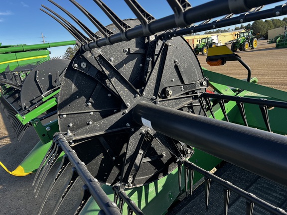 2023 John Deere RD40F Header Combine