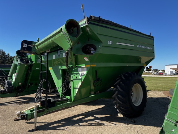 2009 J&M 750 Grain Cart