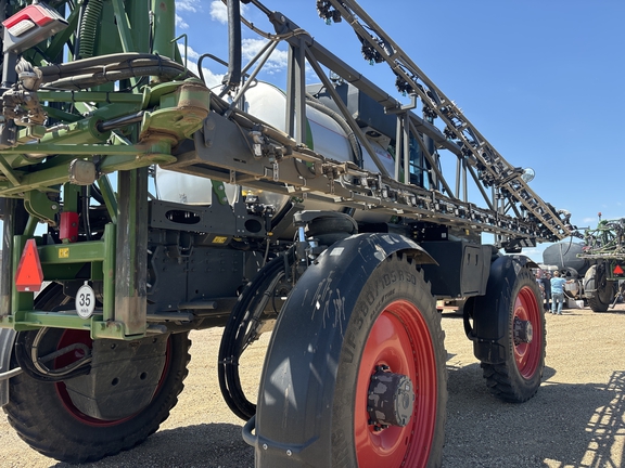 2023 Fendt RG937H Sprayer/High Clearance