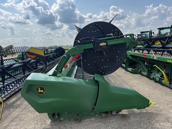 2023 John Deere RD40F Header Combine