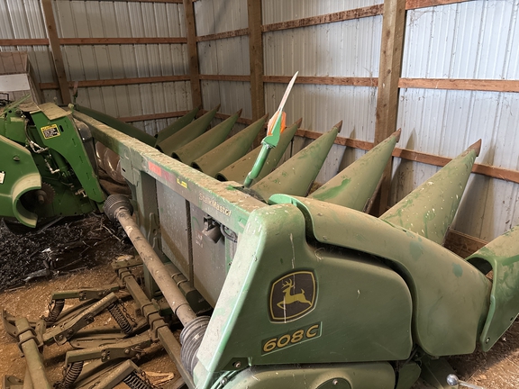 2013 John Deere 608C Header Corn Head