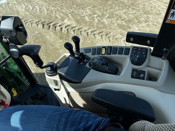 2024 John Deere 4066R Tractor Compact