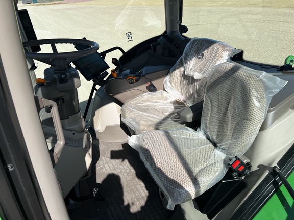 2024 John Deere 6R 155 Tractor