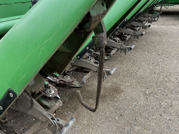 2010 John Deere 608C Header Corn Head