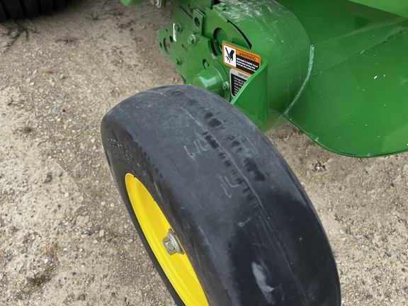 2024 John Deere 561R Baler/Round