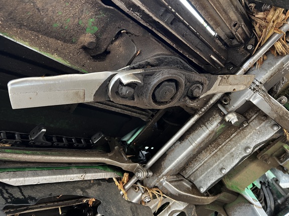 2012 John Deere 608C Header Corn Head