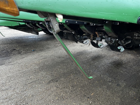 2012 John Deere 608C Header Corn Head