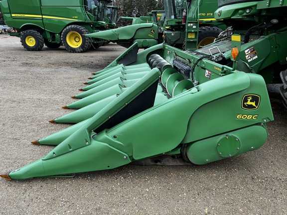 2012 John Deere 608C Header Corn Head