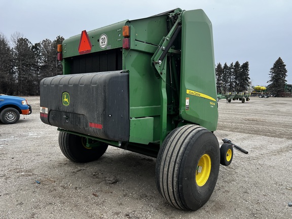 2023 John Deere 560M Baler/Round