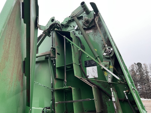 2023 John Deere 560M Baler/Round