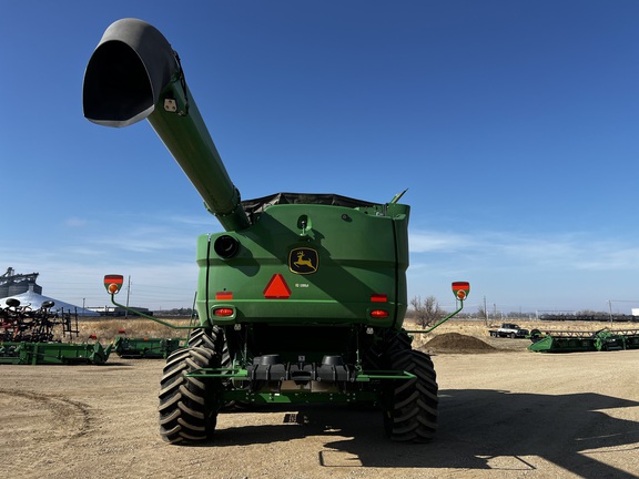 2023 John Deere S770 Combine