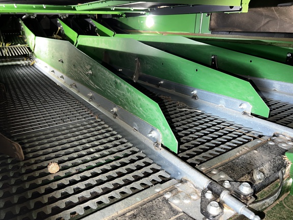 2023 John Deere S770 Combine