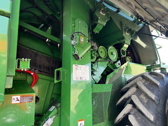 2023 John Deere S770 Combine