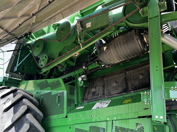 2023 John Deere S770 Combine