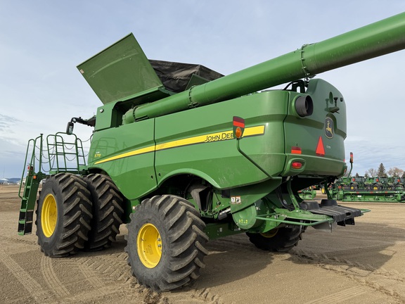 2023 John Deere S770 Combine