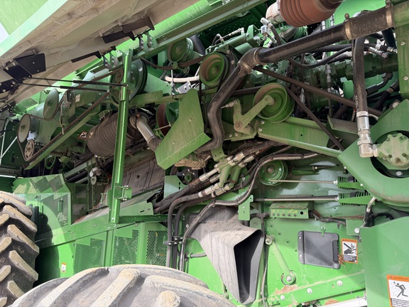 2023 John Deere S770 Combine