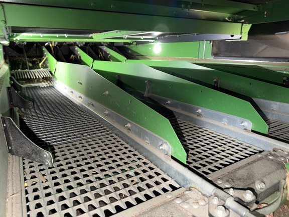 2023 John Deere S770 Combine