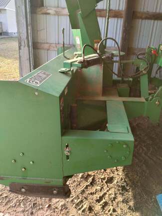 2011 John Deere SB1194 Snow Blower