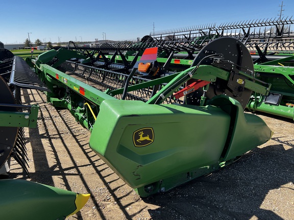 2024 John Deere RD40F Header Combine