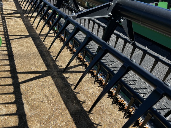 2024 John Deere RD40F Header Combine