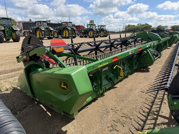 2024 John Deere RD40F Header Combine
