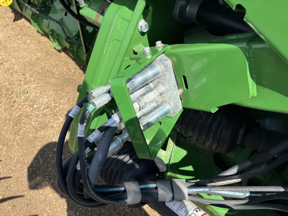 2024 John Deere RD40F Header Combine