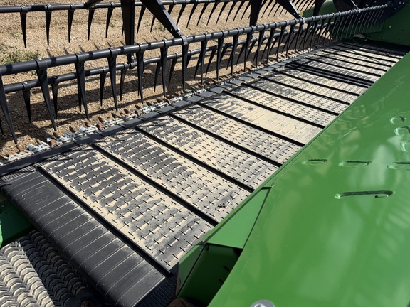 2024 John Deere RD40F Header Combine