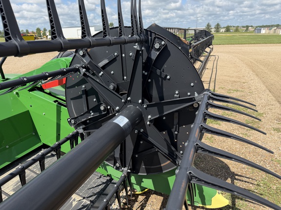 2024 John Deere RD40F Header Combine