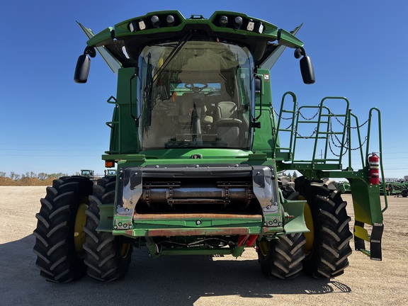 2023 John Deere S780 Combine