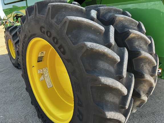 2023 John Deere S780 Combine