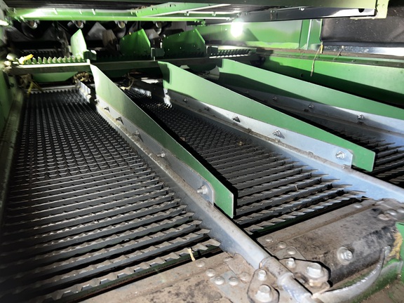 2023 John Deere S780 Combine