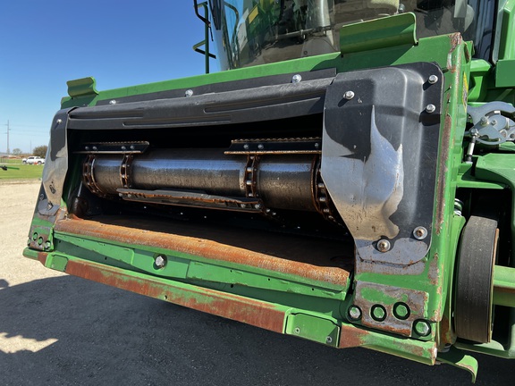 2023 John Deere S780 Combine