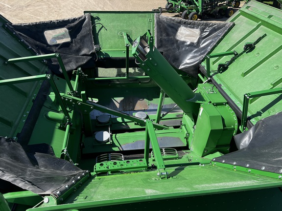 2023 John Deere S780 Combine