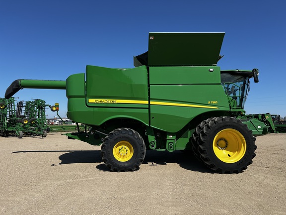 2023 John Deere S780 Combine