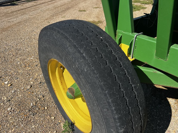 1994 Demco 365 Gravity Box