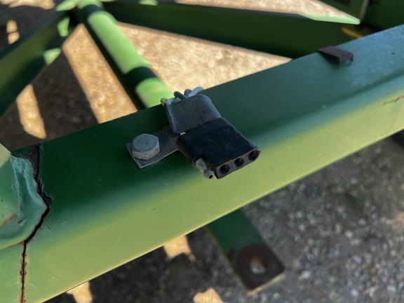 1994 Demco 365 Gravity Box