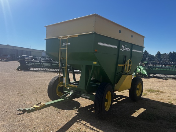 1994 Demco 365 Gravity Box