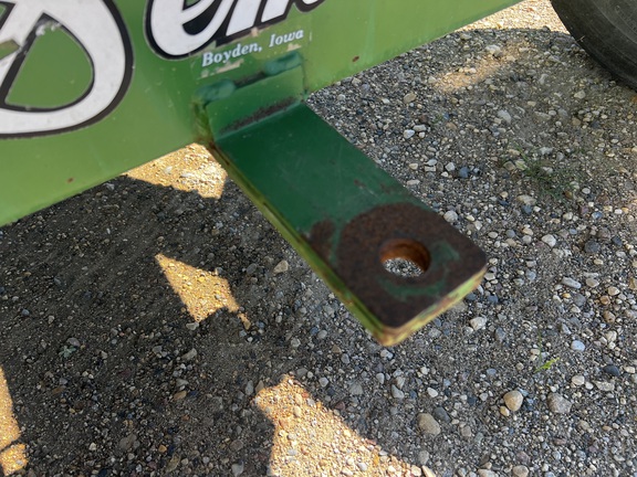 1994 Demco 365 Gravity Box