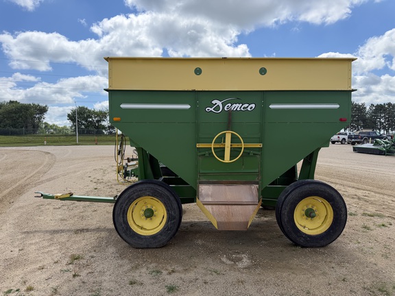 1994 Demco 365 Gravity Box