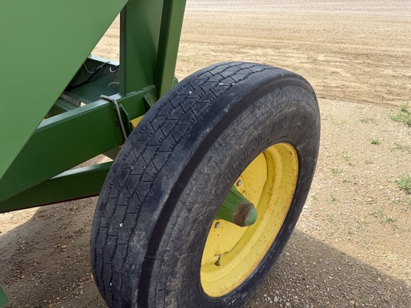 1994 Demco 365 Gravity Box