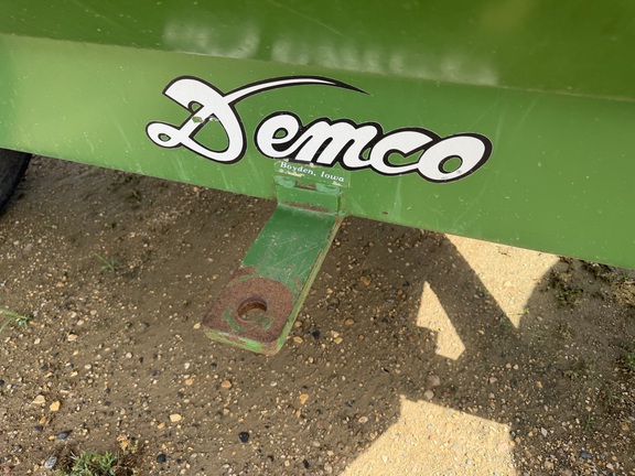 1994 Demco 365 Gravity Box