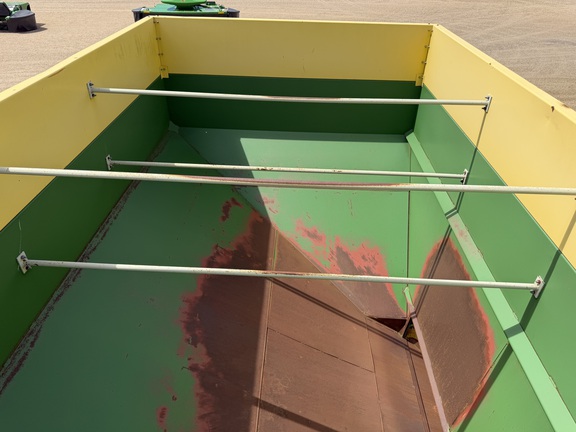 1994 Demco 365 Gravity Box
