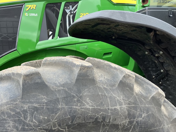 2024 John Deere 7R 210 Tractor
