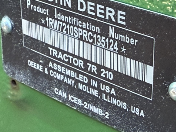 2024 John Deere 7R 210 Tractor
