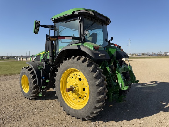 2024 John Deere 7R 210 Tractor
