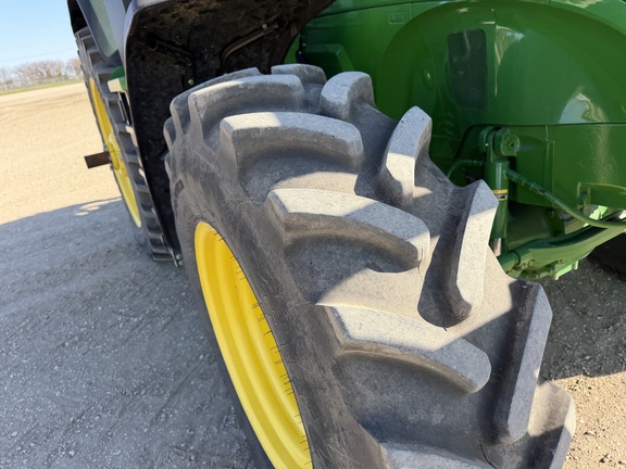 2024 John Deere 7R 210 Tractor