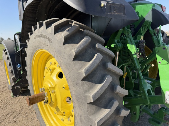 2024 John Deere 7R 210 Tractor
