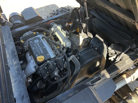 2023 John Deere XUV 835R ATV