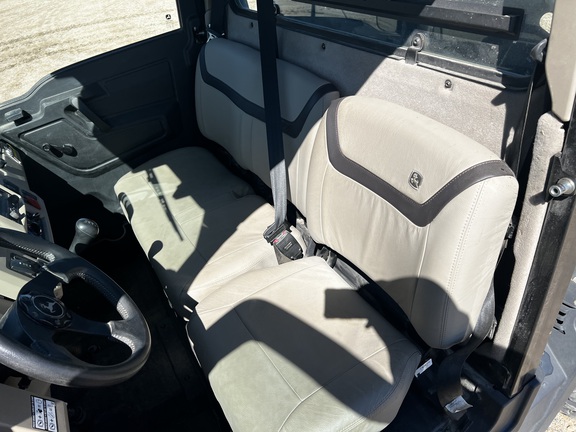 2023 John Deere XUV 835R ATV