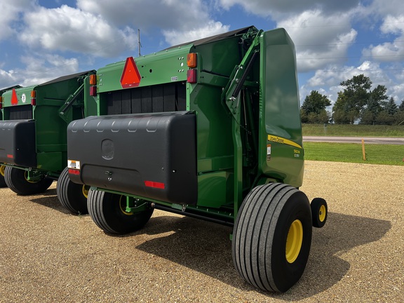2019 John Deere 560M Baler/Round